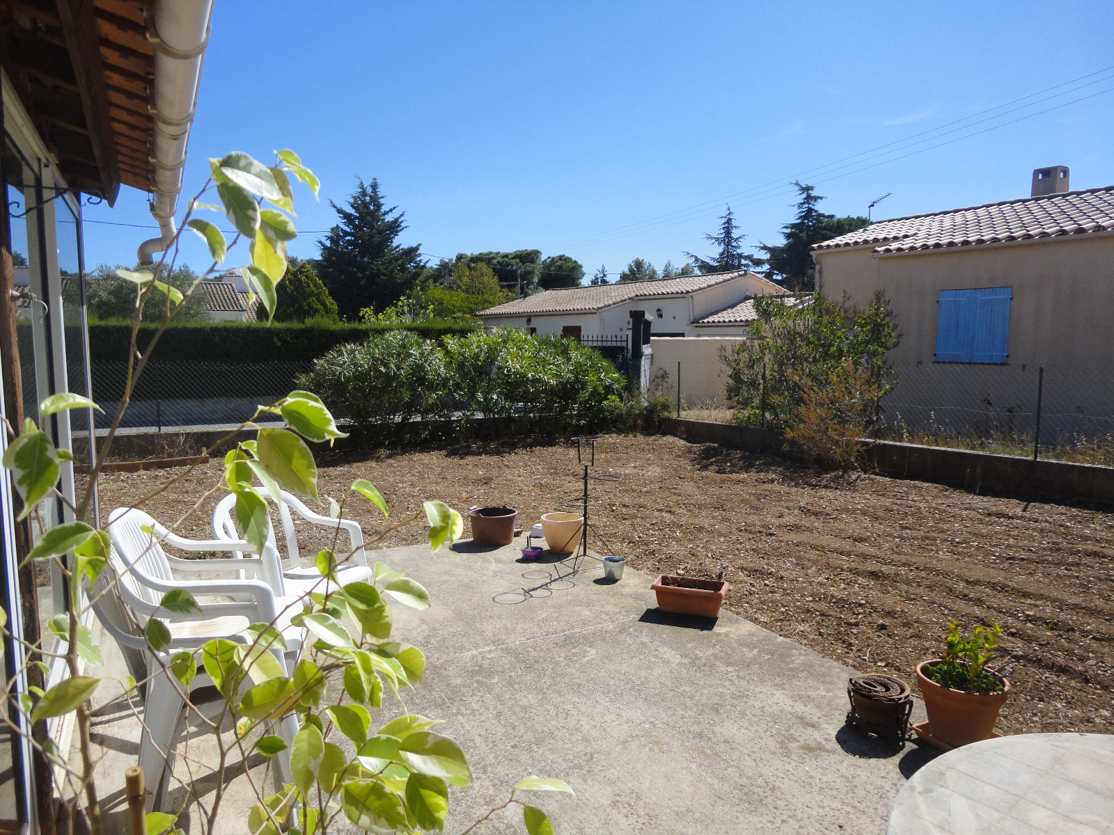 vente Village au bord du Canal du Midi